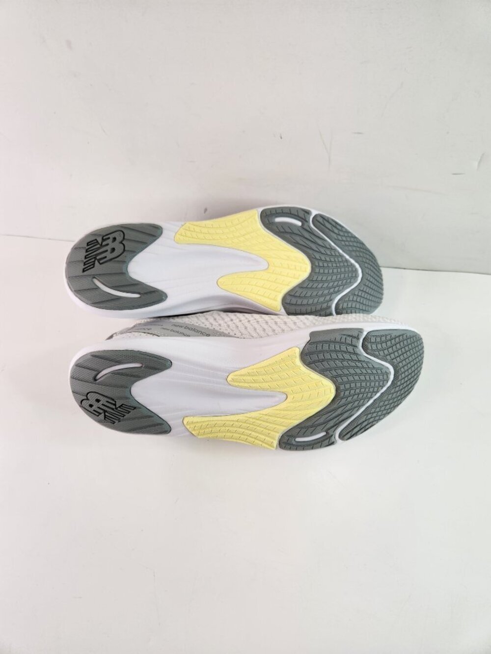 New Balance Dynasoft Unisex Sneakers Running Shoes Size Mens 8.5 / Womens 10 NEW - Picture 6 of 7